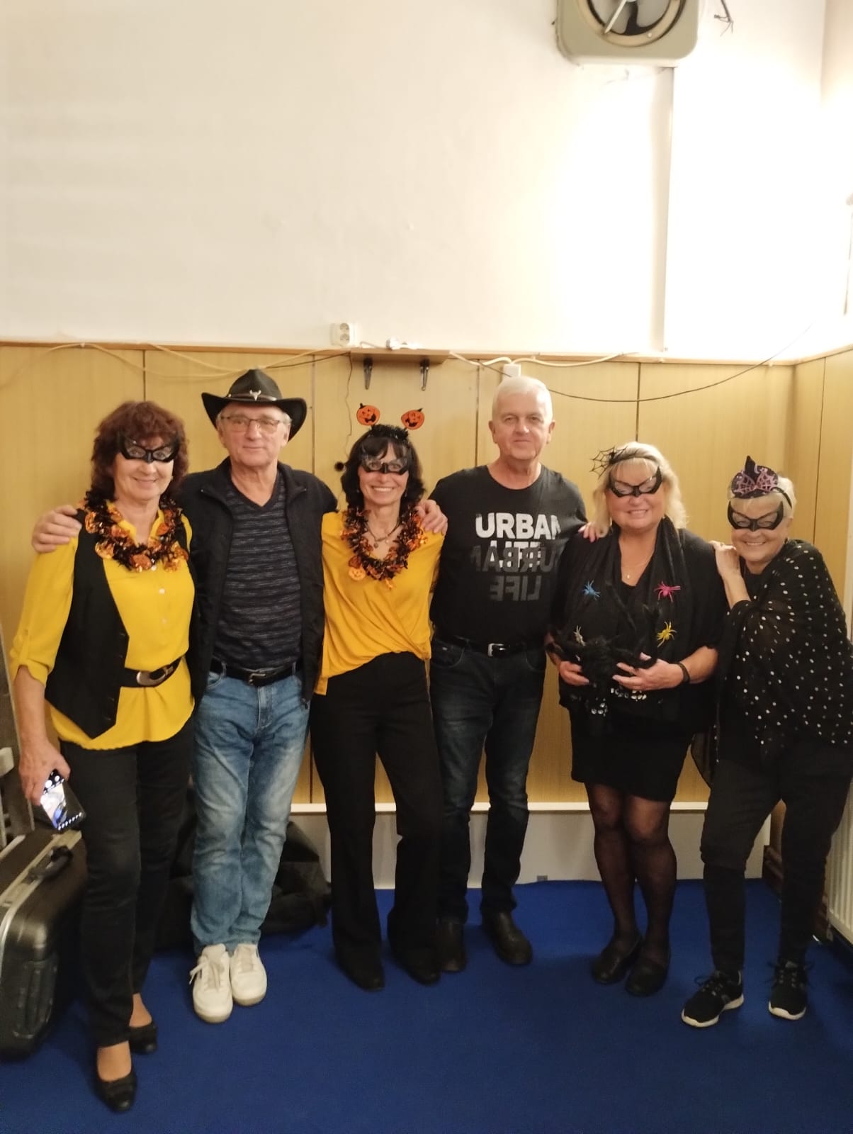 ZPÍVÁNKY- Naši věrní přátelé